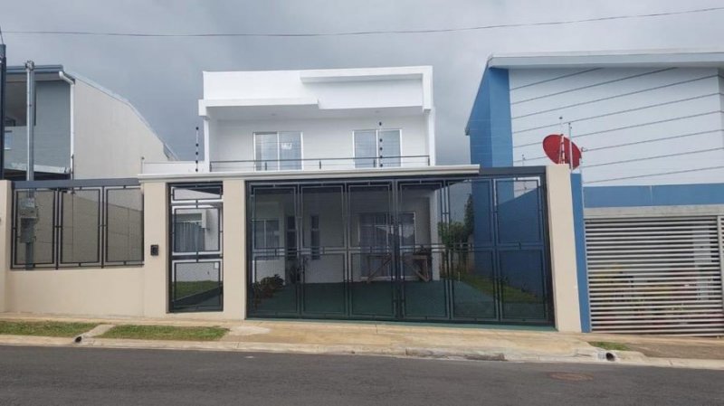 Foto Casa en Alquiler en San Isidro, Heredia - U$D 1.400 - CAA67139 - BienesOnLine