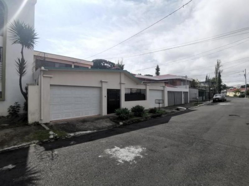 Foto Casa en Alquiler en La Guaria, Moravia, San José - U$D 1.400 - CAA55424 - BienesOnLine