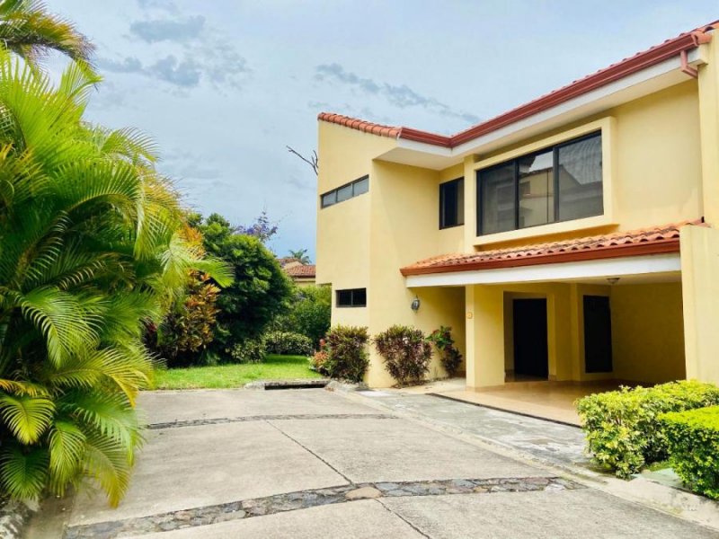 Foto Casa en Alquiler en Escazú, San José - U$D 3.000 - CAA38465 - BienesOnLine