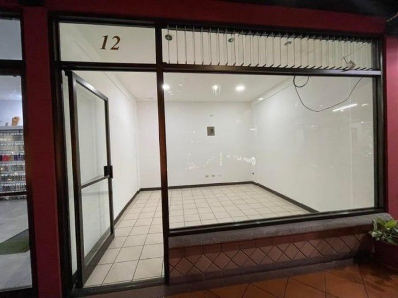 Alquiler de Local Comercial en Mercedes, Heredia. MLS 24-1258