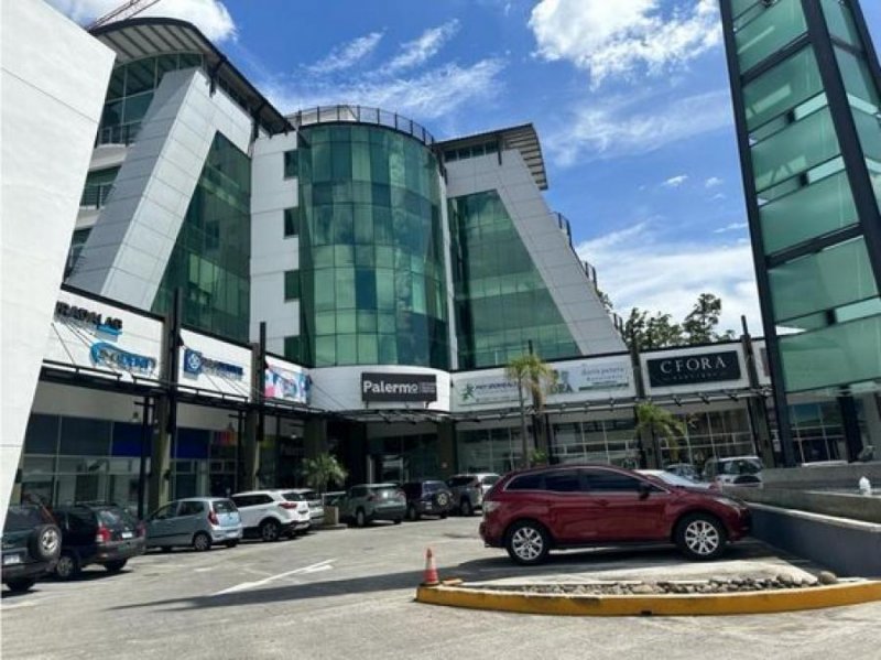 Foto Local en Alquiler en Escazú, San José - U$D 2.171 - LOA79193 - BienesOnLine