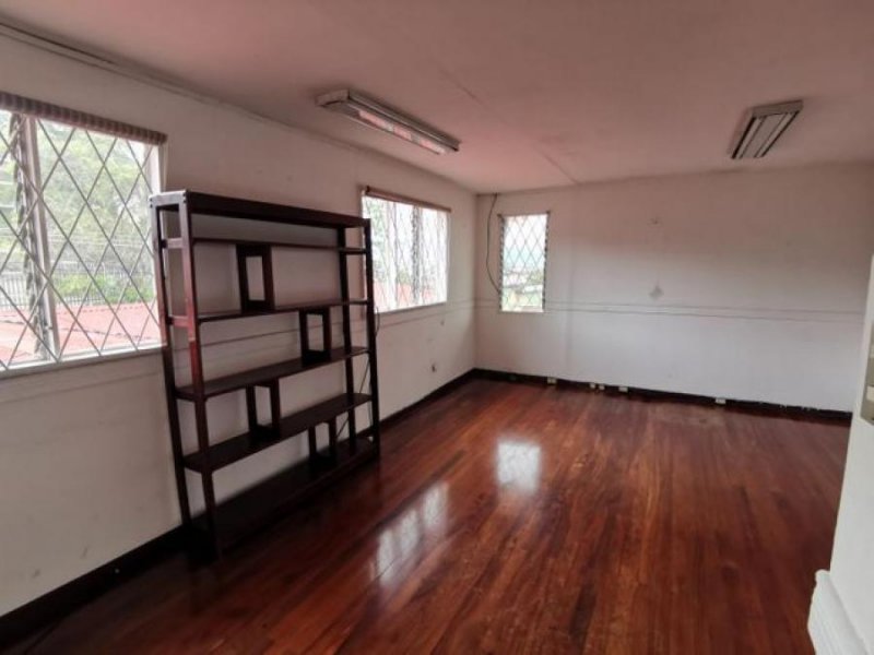 Foto Oficina en Alquiler en Los Yoses Sur, Montes de Oca, San José - ¢ 450.000 - OFA51477 - BienesOnLine