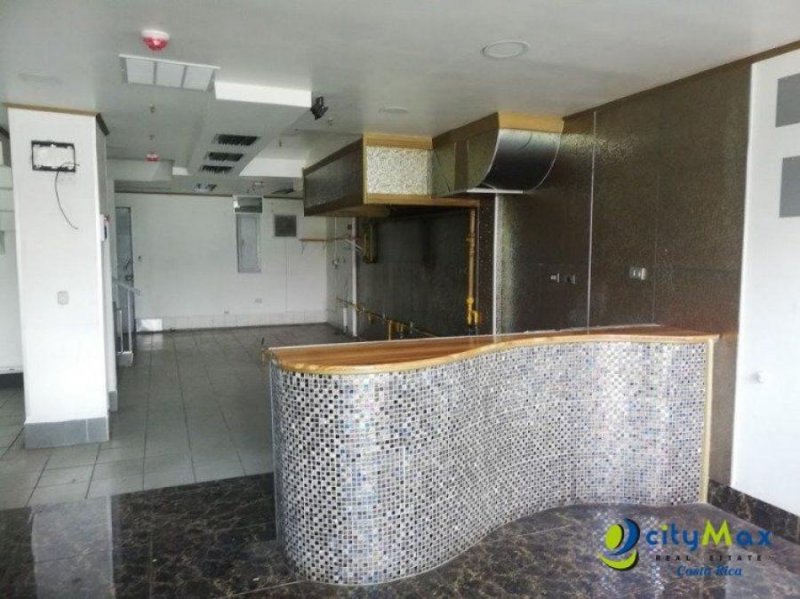 Foto Local en Alquiler en Lindora, San José - U$D 2.640 - LOA18006 - BienesOnLine