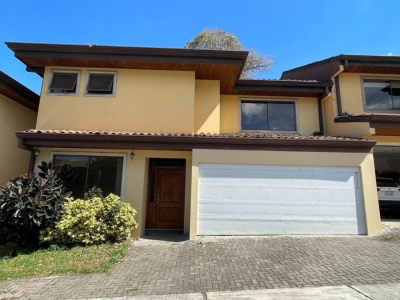 Foto Casa en Venta en Santa Ana, San José - U$D 365.000 - CAV90215 - BienesOnLine