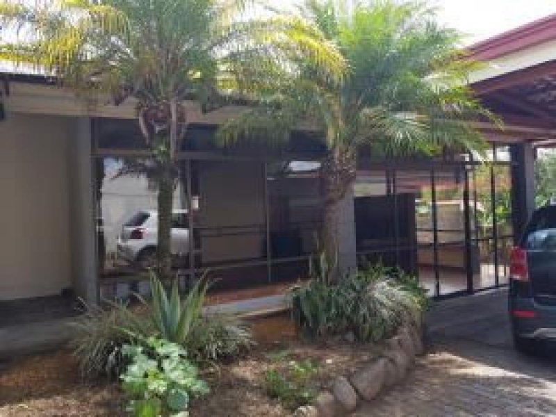 Foto Casa en Venta en Alajuela, Alajuela - U$D 550.000 - CAV28564 - BienesOnLine