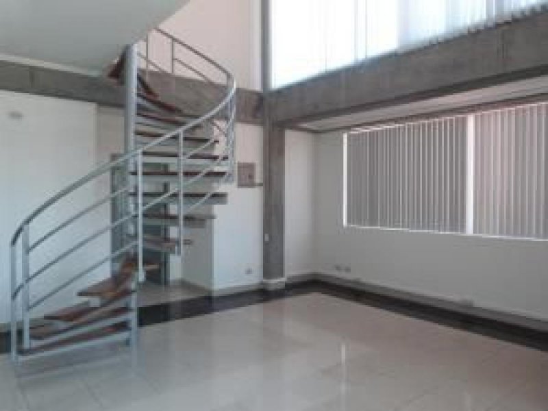 Foto Local en Venta en Escazú, Escazú, San José - U$D 165.000 - LOV21504 - BienesOnLine