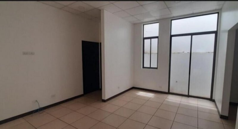 Foto Apartamento en Alquiler en Montes de Oca, San José - U$D 600 - APA61516 - BienesOnLine