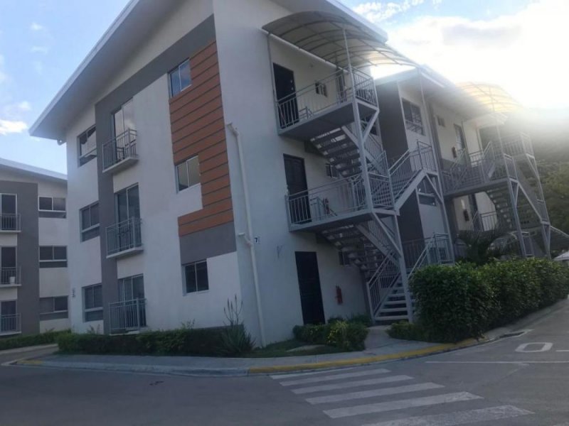 Foto Apartamento en Alquiler en Uruca, San José - U$D 750 - APA36180 - BienesOnLine