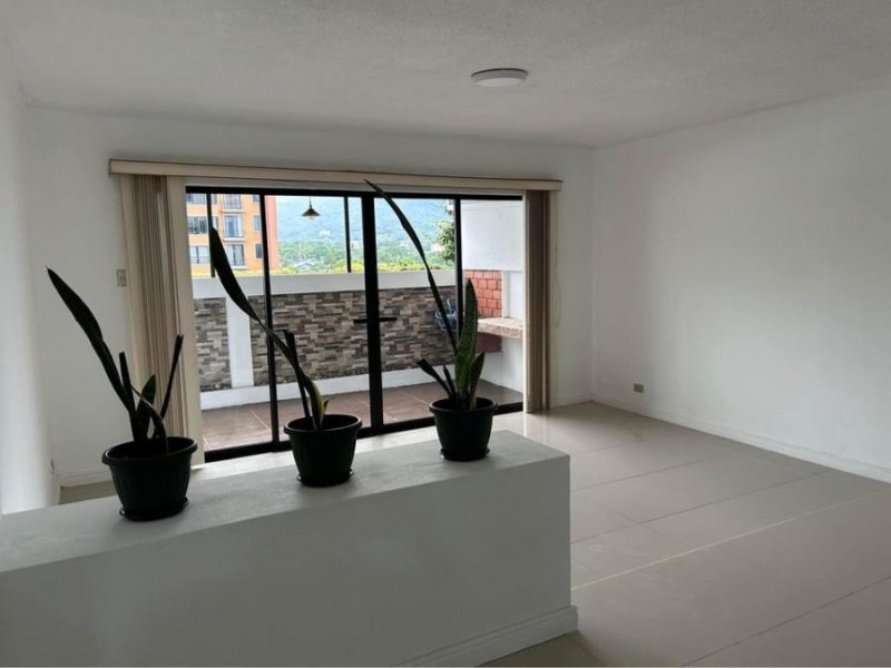 Foto Apartamento en Alquiler en Escazú, San José - ¢ 600.000 - APA105020 - BienesOnLine