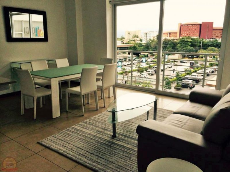 Apartamento en Escazú / Lujoso 2habs amueblado en 4to piso en Condo Distrito 4, Guachipelín