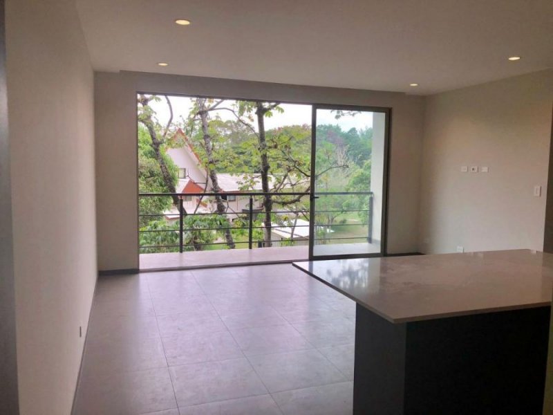 Apartamento en Alquiler en  Santa Ana, San José