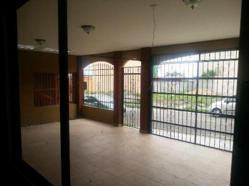 Foto Casa en Venta en Ulloa, Heredia - U$D 150.000 - CAV3123 - BienesOnLine