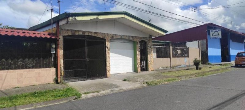 Casa en Venta en Guapiles Centro Pococí, Limón