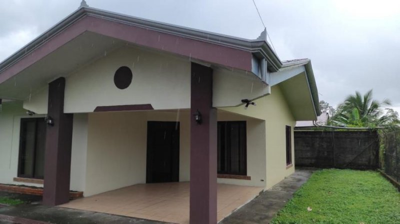 Foto Casa en Venta en Guapiles, Pococí, Limón - U$D 65.000 - CAV51867 - BienesOnLine