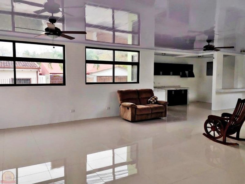 Foto Casa en Venta en Pozos, Santa Ana, Pozos, San José - U$D 280.000 - CAV95020 - BienesOnLine