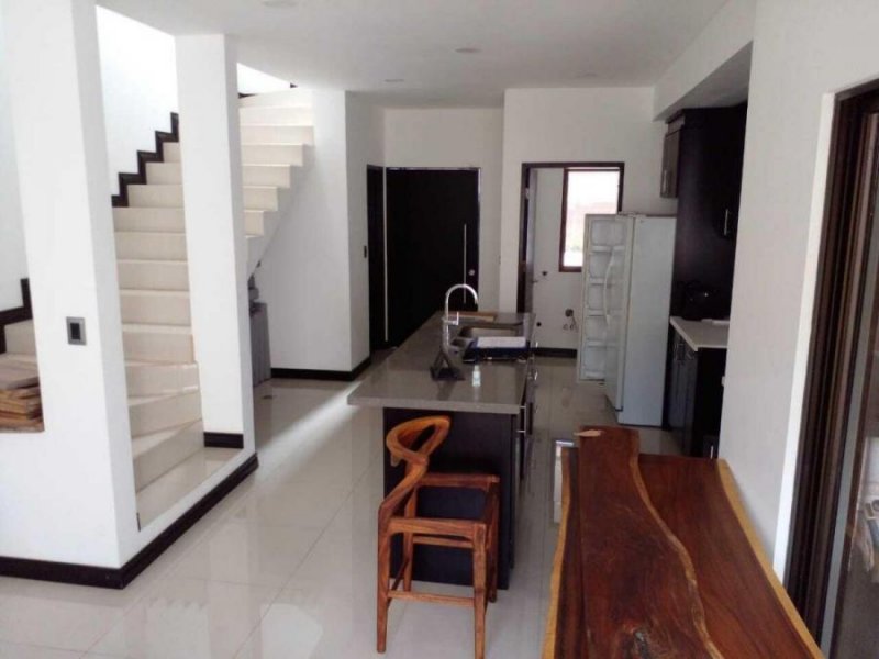 Foto Casa en Venta en San Vicente, Moravia, San José - U$D 215.000 - CAV95509 - BienesOnLine