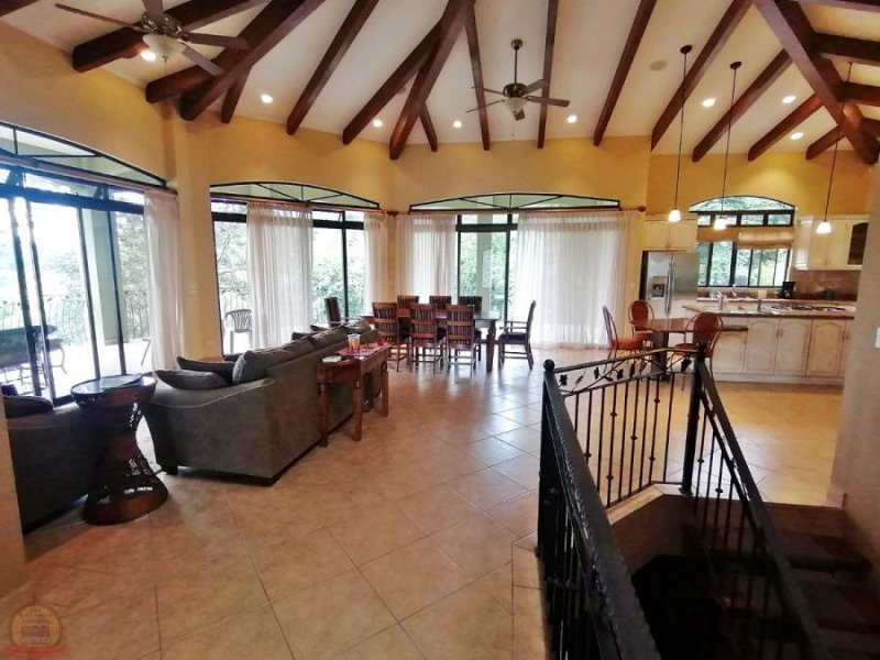 Foto Casa en Venta en Ciudad Colón, Ciudad Colón, Mora, San José, San José - U$D 780.000 - CAV28465 - BienesOnLine