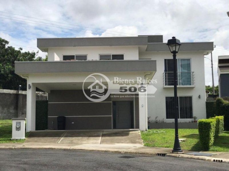 Foto Casa en Venta en Heredia, Heredia - U$D 379.000 - CAV48527 - BienesOnLine