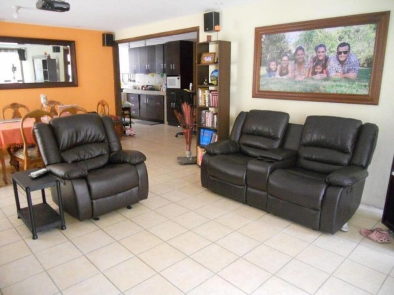 Foto Casa en Venta en Zapote, San José, San José - U$D 388.000 - CAV92866 - BienesOnLine