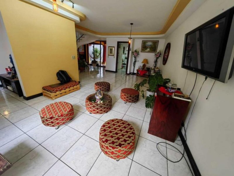 Foto Casa en Venta en San Vicente, Moravia, San José - U$D 380.000 - CAV93316 - BienesOnLine