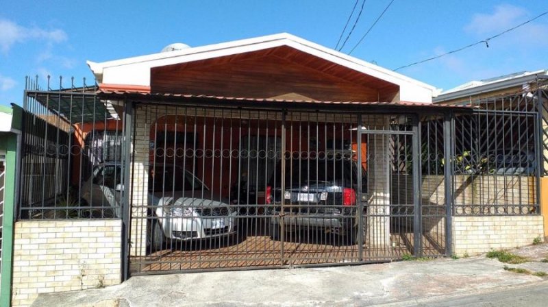 Foto Casa en Venta en Moravia, San José - U$D 106.346 - CAV29622 - BienesOnLine