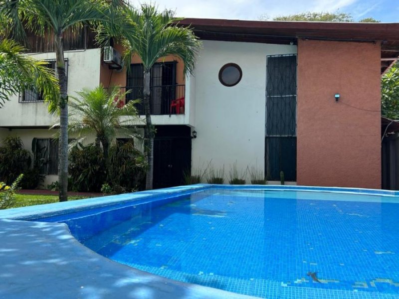 CASA DE PLAYA EN VENTA, PUNTARENAS, $857.000, Cod#25-932