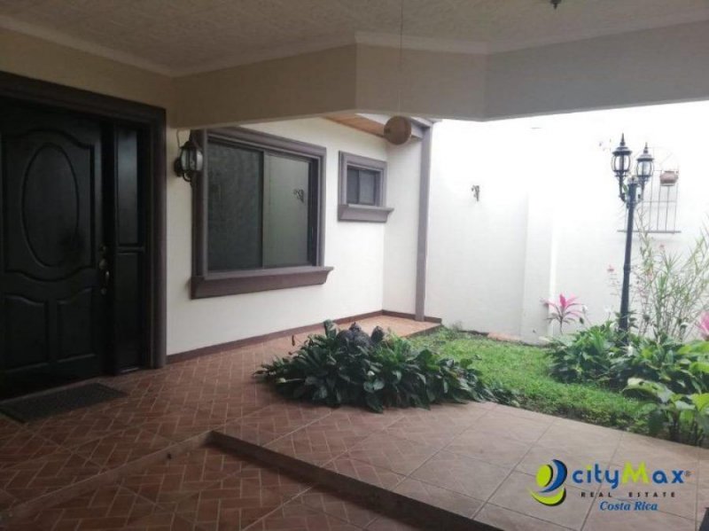 Foto Casa en Venta en Flores, Heredia - U$D 195.000 - CAV17783 - BienesOnLine