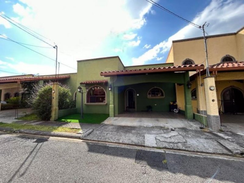 Casa en Venta en San Francisco de Heredia Heredia, Heredia