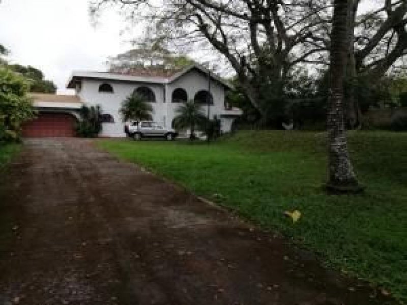 Foto Casa en Alquiler en San Rafael., Escazú, San José - U$D 2.500 - CAA32381 - BienesOnLine