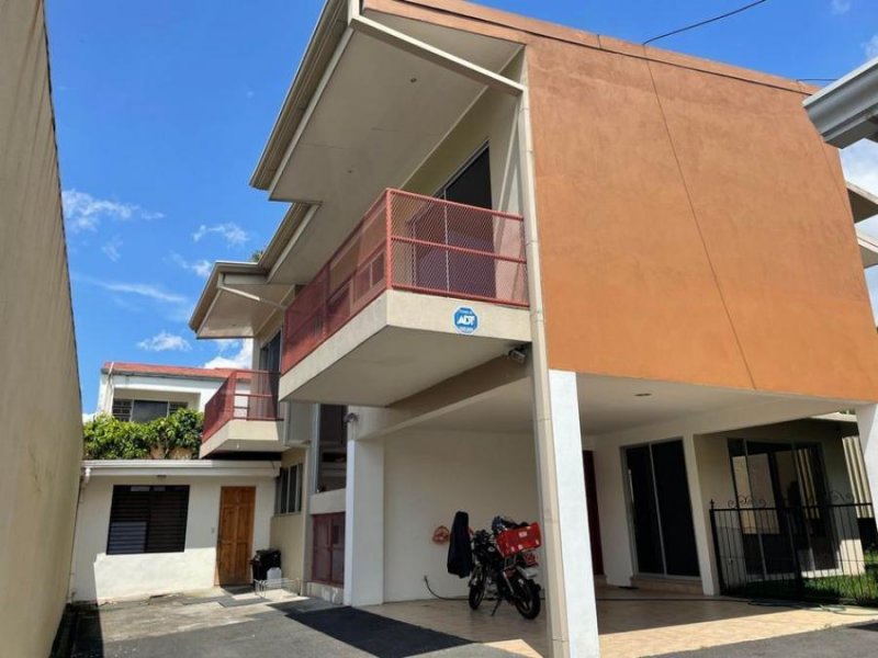 Foto Casa en Alquiler en Escazú, San José - U$D 1.200 - CAA48610 - BienesOnLine