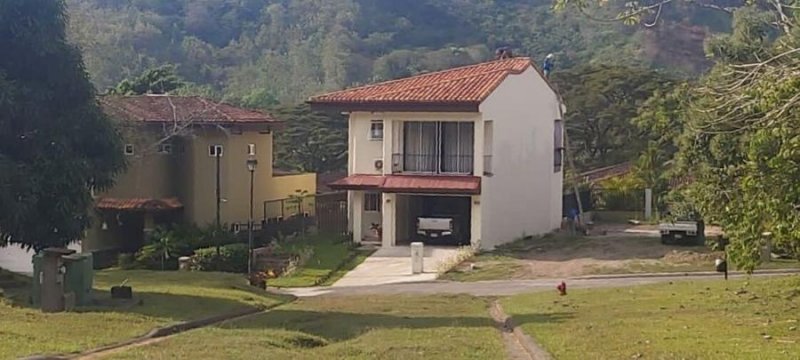 Casa en Alquiler en  Garabito, Puntarenas