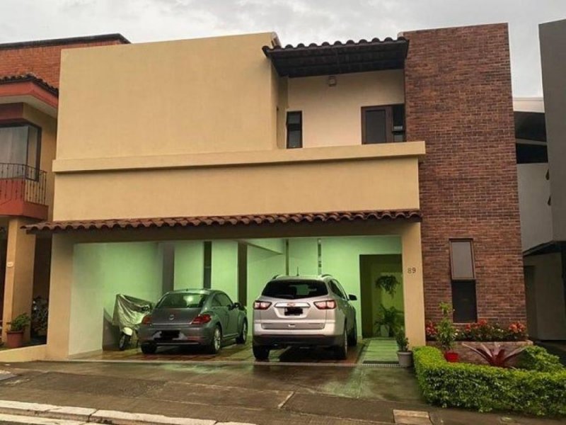 Casa en Alquiler en  Belén, Heredia