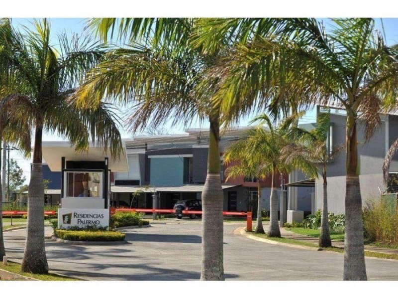 Foto Casa en Alquiler en San Rafael, Heredia - U$D 1.650 - CAA72825 - BienesOnLine