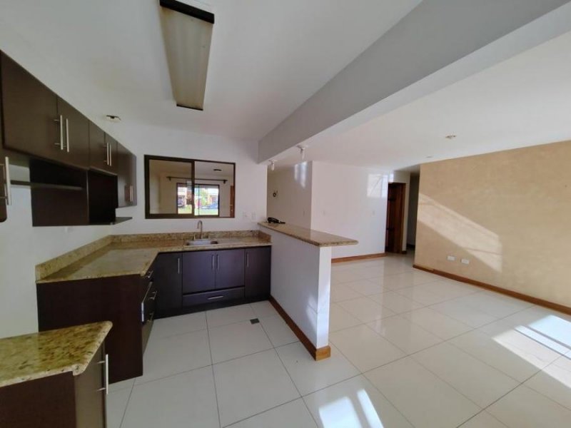 Foto Casa en Alquiler en Concepción, La Unión, Cartago - U$D 1.500 - CAA87538 - BienesOnLine