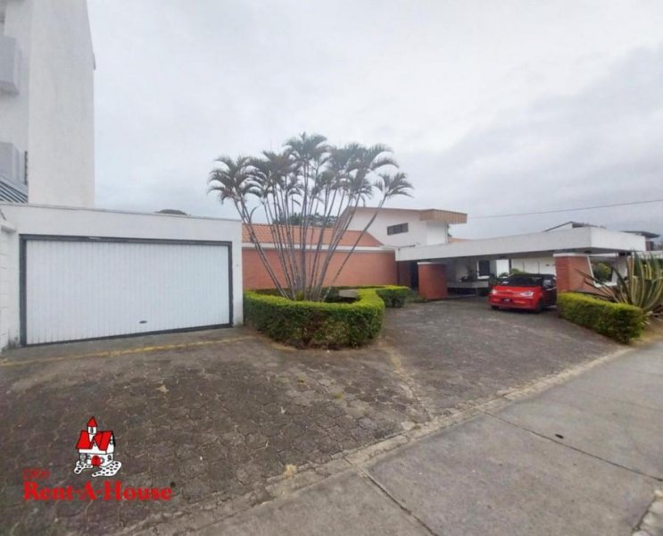 Foto Casa en Alquiler en Uruca, San José, San José - U$D 3.800 - CAA73391 - BienesOnLine