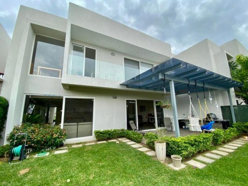 Foto Casa en Alquiler en Guachipelin, San Rafael, San José - U$D 3.500 - CAA115042 - BienesOnLine