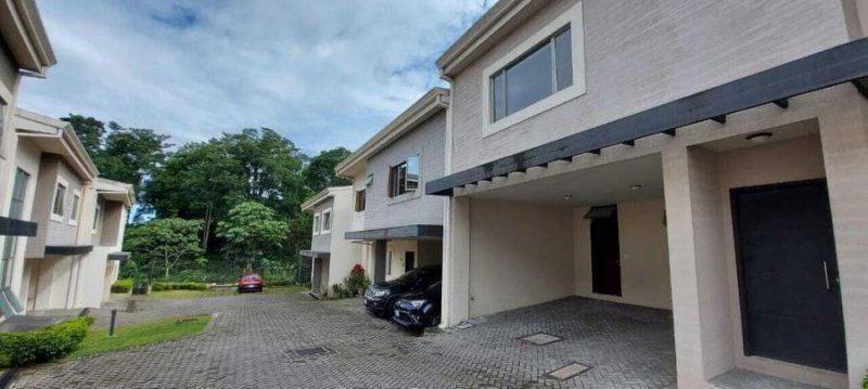 Foto Casa en Alquiler en Pinares, Curridabat, San José - U$D 1.800 - CAA47285 - BienesOnLine