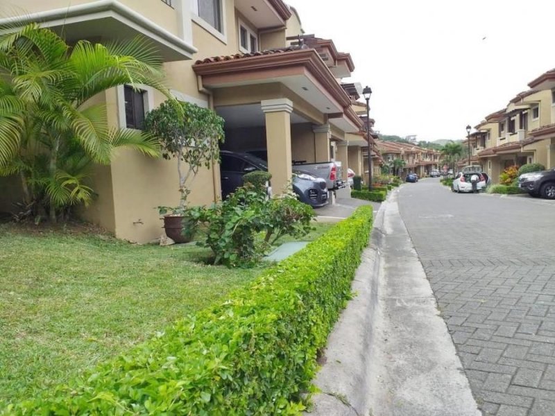 Foto Casa en Venta en Escazú, San José - ¢ 102.500 - CAV32327 - BienesOnLine