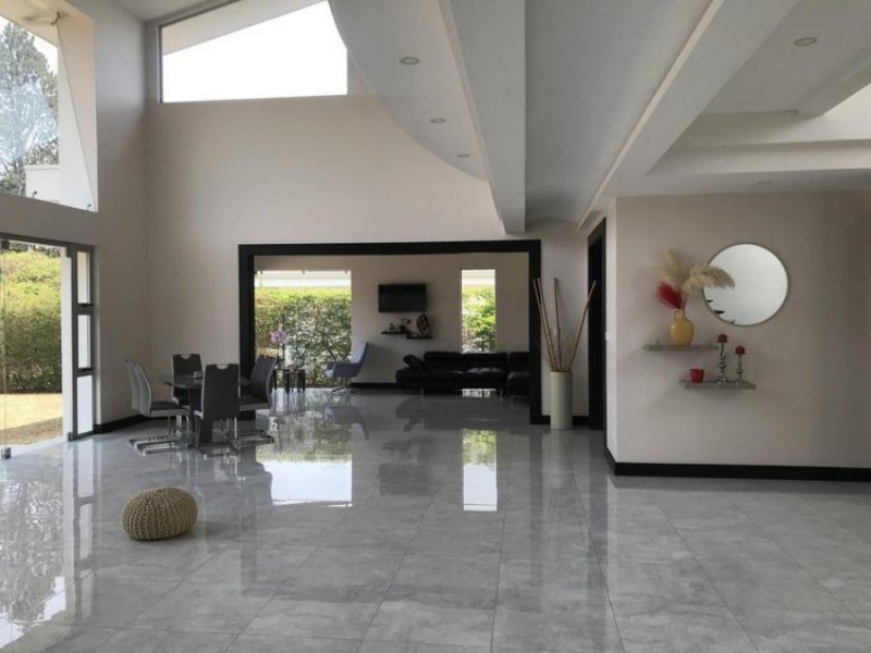 Foto Casa en Alquiler en San Juan, La Unión, Cartago - U$D 5.500 - CAA98948 - BienesOnLine