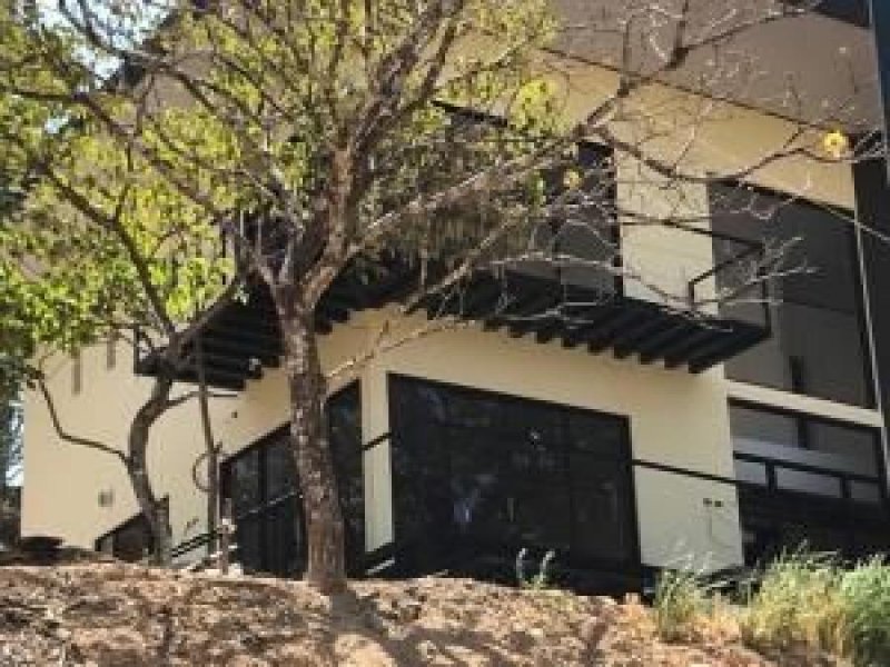 Foto Casa en Venta en Mora, San José - U$D 300.000 - CAV27490 - BienesOnLine