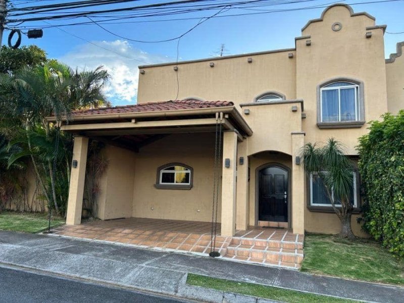 Foto Casa en Venta en San Joaquín, Heredia - U$D 320.000 - CAV93751 - BienesOnLine