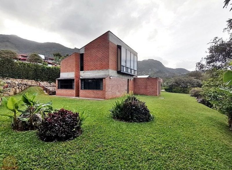 Foto Casa en Venta en San Antonio, Escazú, Escazú, San José - U$D 580.000 - CAV37643 - BienesOnLine