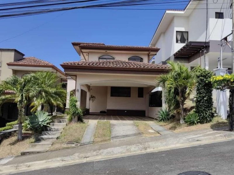 Foto Casa en Venta en Heredia, Heredia - U$D 299.000 - CAV82345 - BienesOnLine