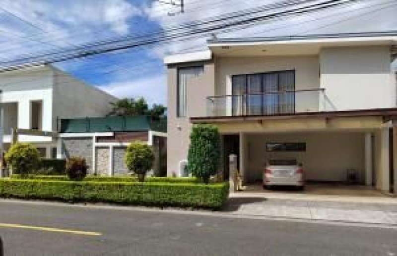 Casa en Venta en  Tres Ríos, Cartago