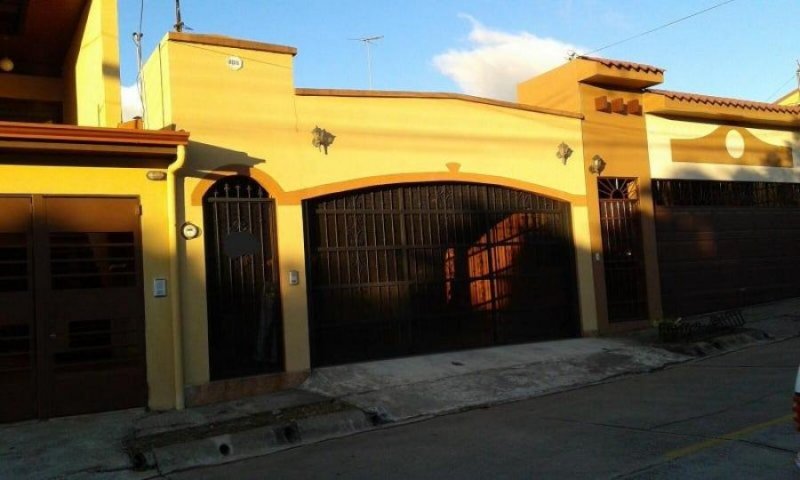 Casa en Venta en San Francisco Heredia, Heredia