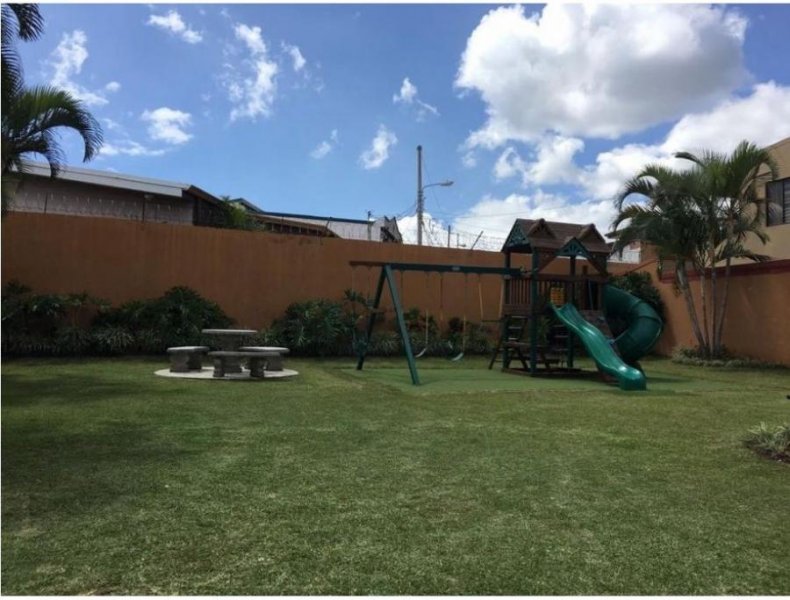 Foto Casa en Venta en Condominio El Bulevar, San Francisco, Heredia - U$D 185.000 - CAV109805 - BienesOnLine