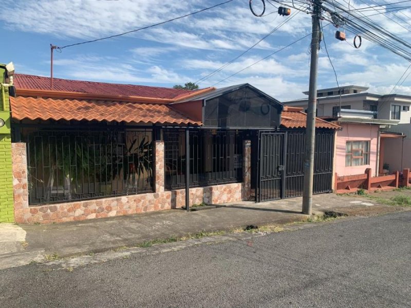 Casa en venta Barrio Los Ángeles. Cartago MLS 24-1092