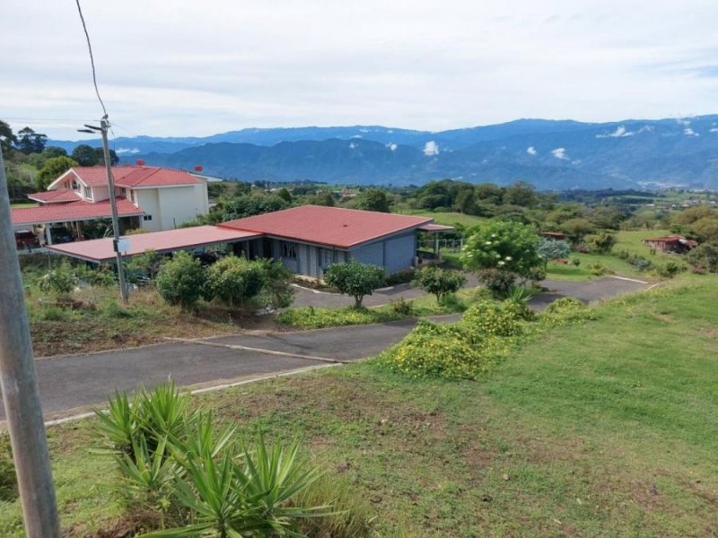 CASA EN VENTA, CARTAGO, US$478.000 Cod#25-288