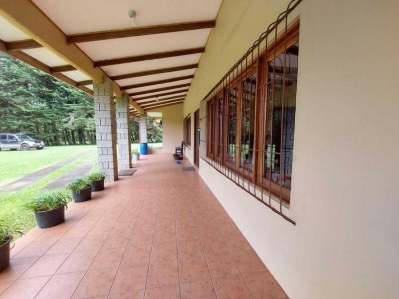 Foto Casa en Venta en San Isidro, San Isidro, Heredia - U$D 504.000 - CAV87302 - BienesOnLine