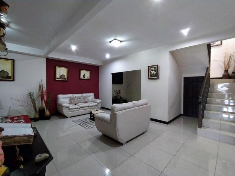 Foto Casa en Venta en Granadilla, Curridabat, San José - U$D 390.000 - CAV95262 - BienesOnLine